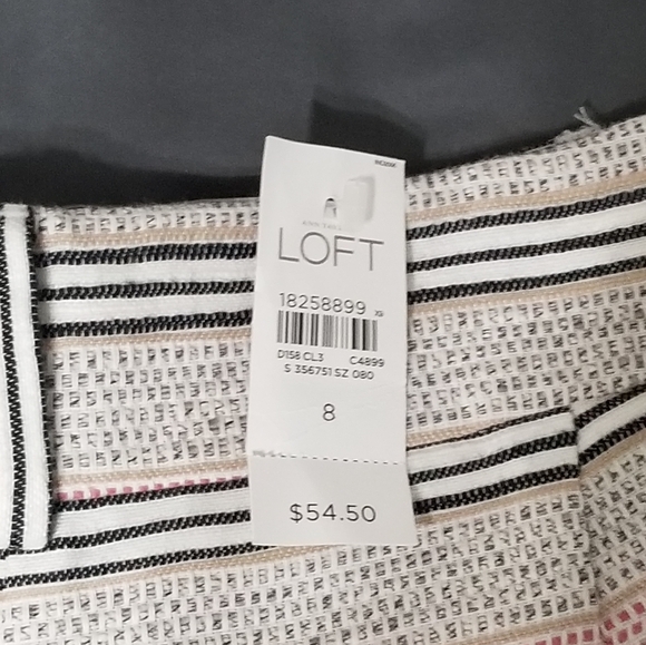 Ann Taylor Textured Riviera Shorts - Size 8 - Picture 5 of 5